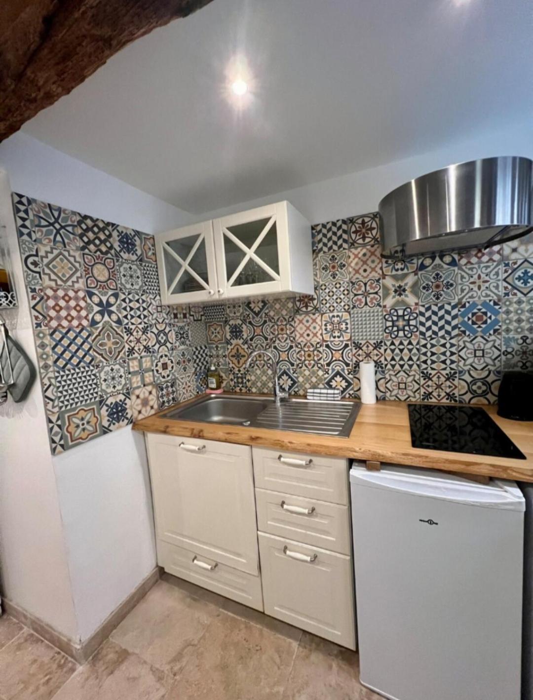 Charmant Appartement Au Coeur Du Centre Historique Aix-en-Provence Luaran gambar